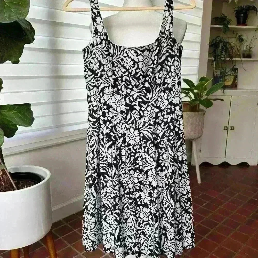Lauren Ralph Lauren Black & White Floral Dress - Size 4
